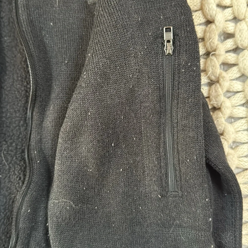 Patagonia Better Sweater Black Full-Zip Fleece Jacket - Picture 4 of 4
